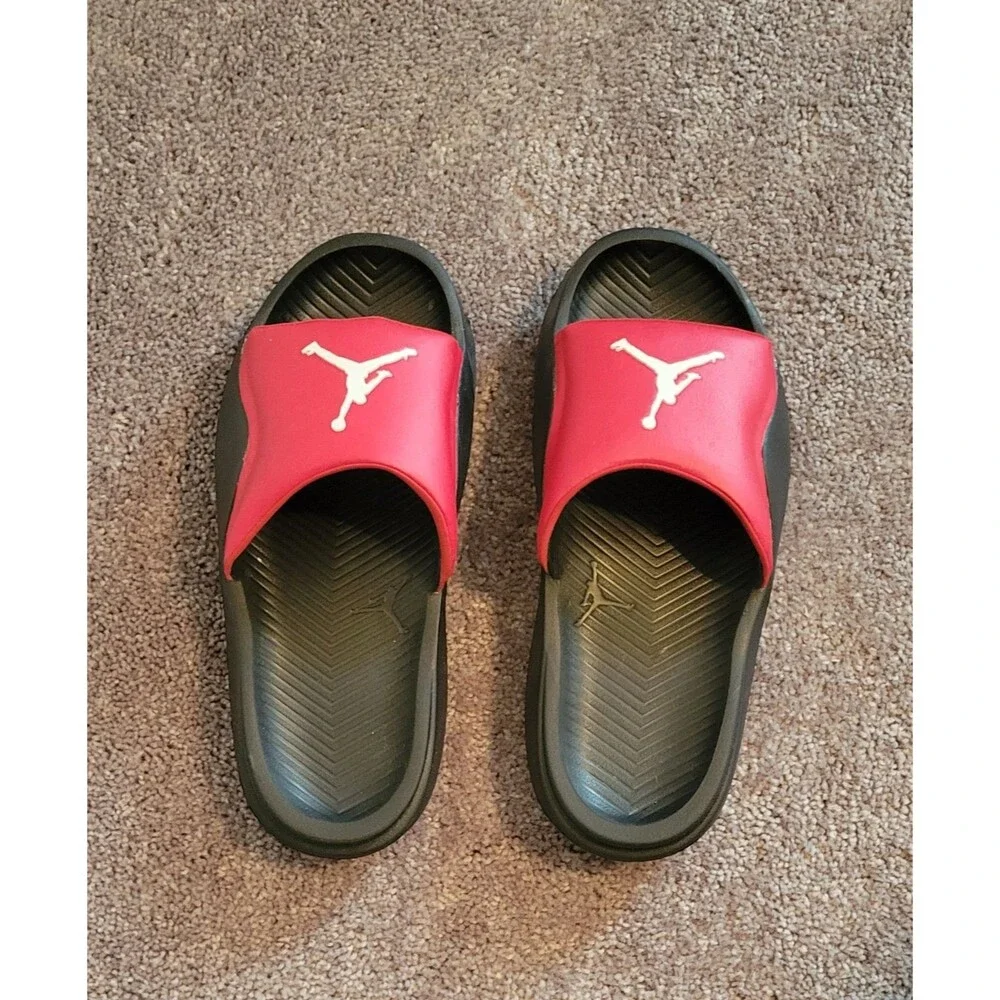 Men's Jordan Sz 9 Franchise Slides Varsity Red & Black Mens Slip On NWOT Casual